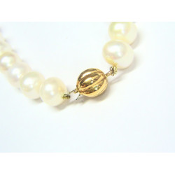 Collar de perlas de agua dulce con cierre de oro 8765-64G