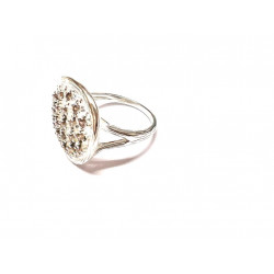 Anillo de plata  con centro de circonitas en tono beige engastadas en garritas pavonadas en negro - 13732-R