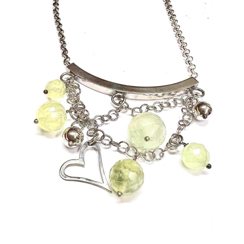 Collar de plata con bolas plata, verdes y corazón   ES365
