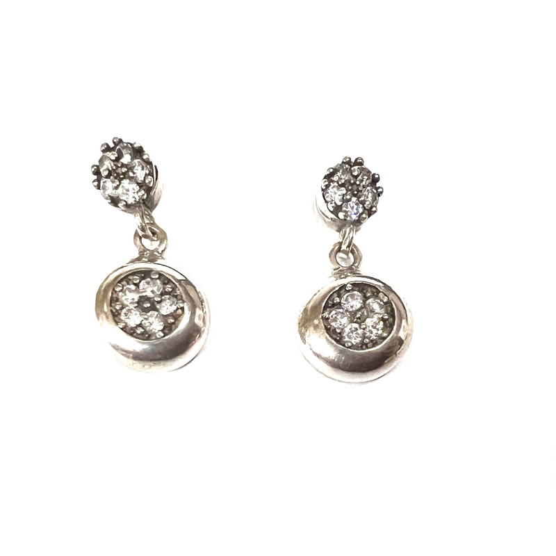 Pendientes de plata con circonitas y cierre de presión.