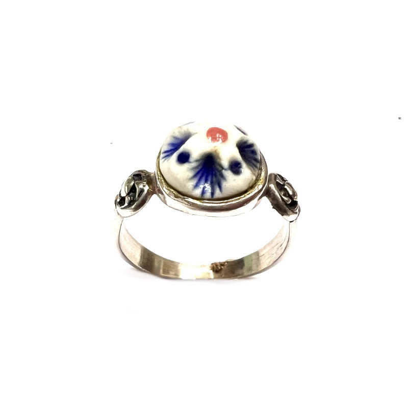 Anillo de plata con cerámica en tonos azul  y rojo - S21