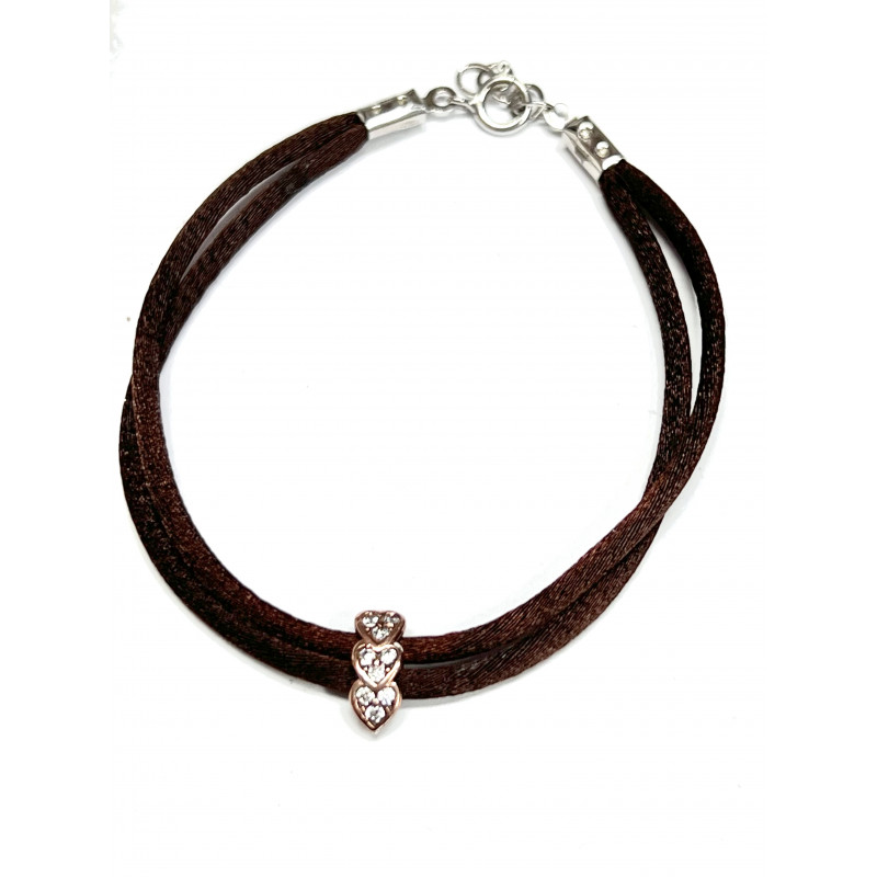 Pulsera de doble cordón marrón y pieza tres corazones en plata acabado rosa