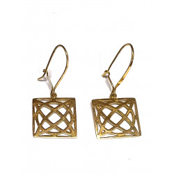 Pendientes largos de oro...
